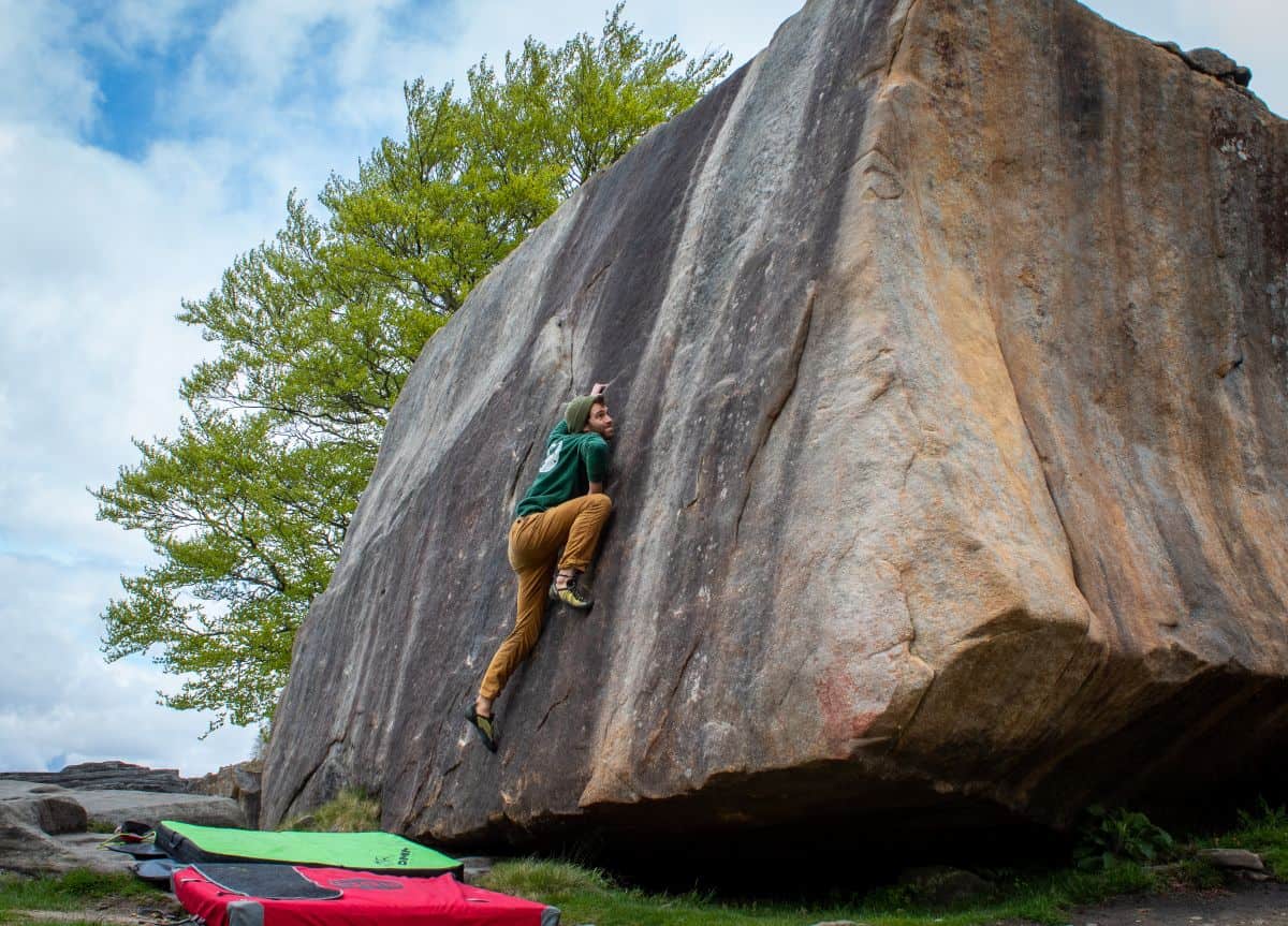 Boulderer at Stanage Plantation © Luke Fletcher