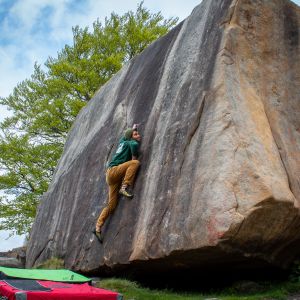 Boulderer at Stanage Plantation © Luke Fletcher