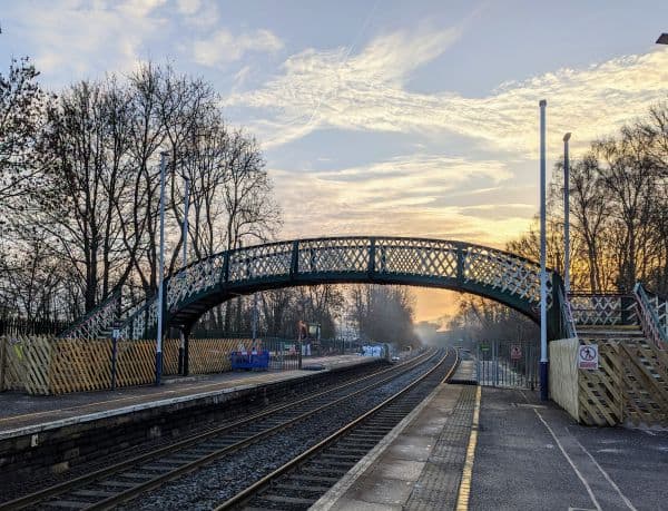 Hope train station early in the ornin