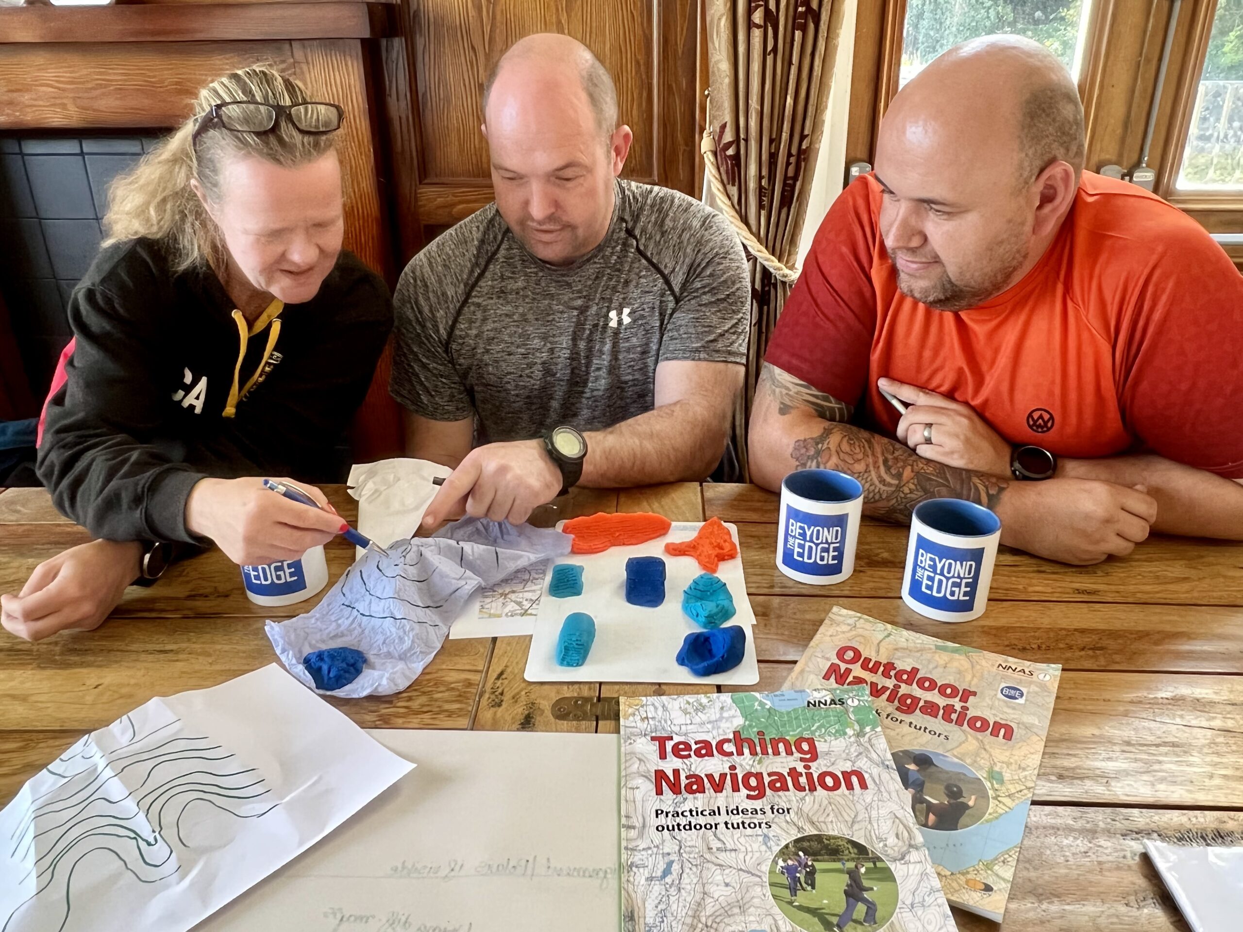 A group drawing contours whilst on a NNAS tutor course.